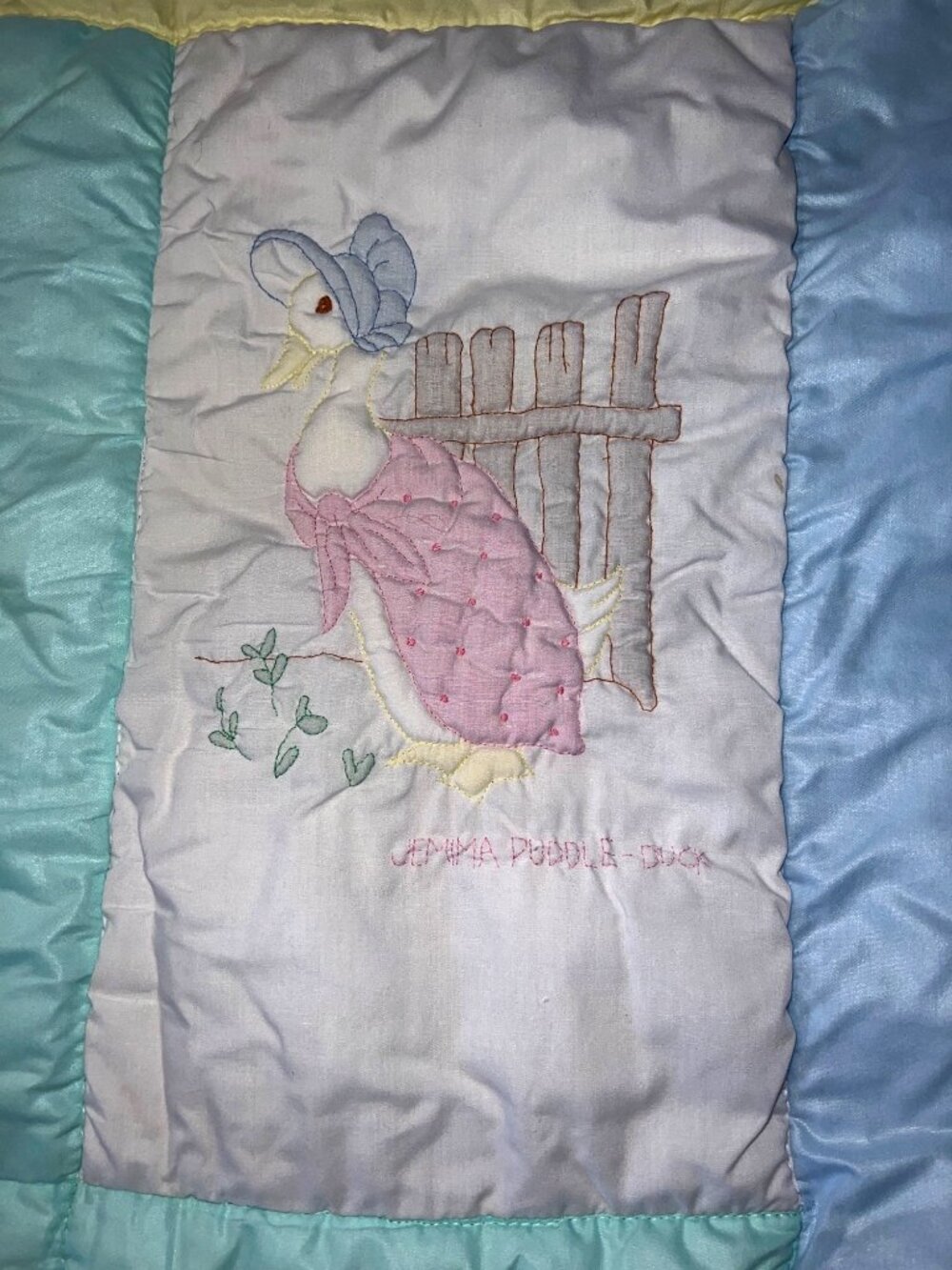 Peter Rabbit Beatrix Potter Crib Comforter & Diaper Stacker Holder Quiltex - Picture 5 of 11